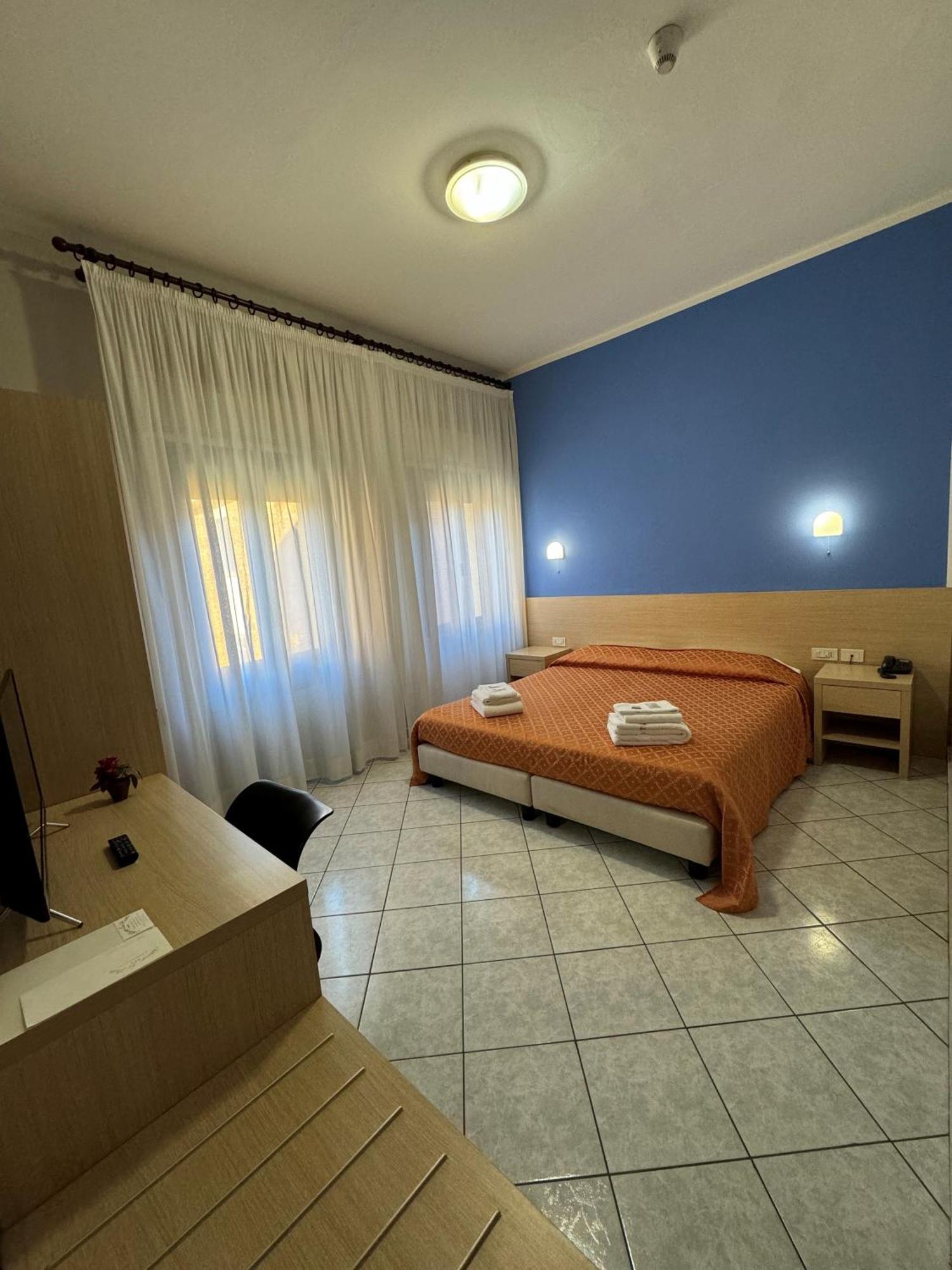 Albergo La Posta Arezzo Badia Al Pino ภายนอก รูปภาพ