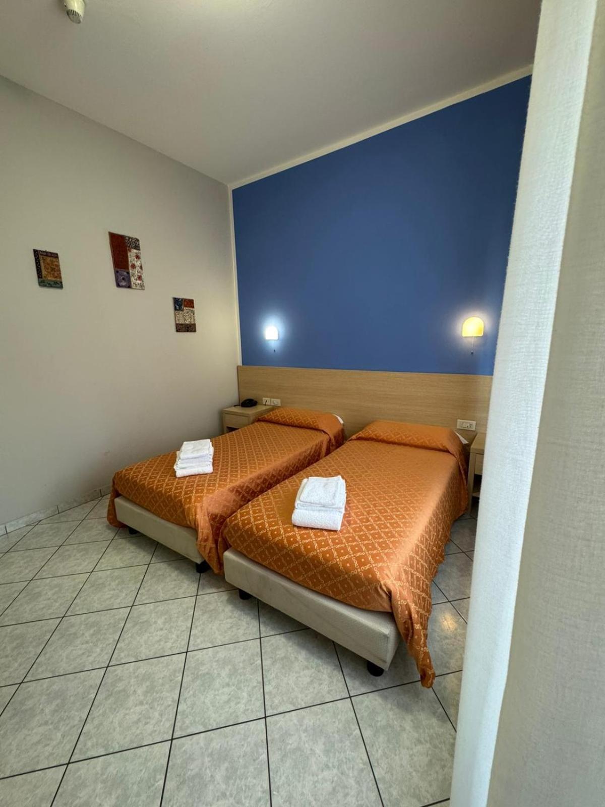 Albergo La Posta Arezzo Badia Al Pino ภายนอก รูปภาพ