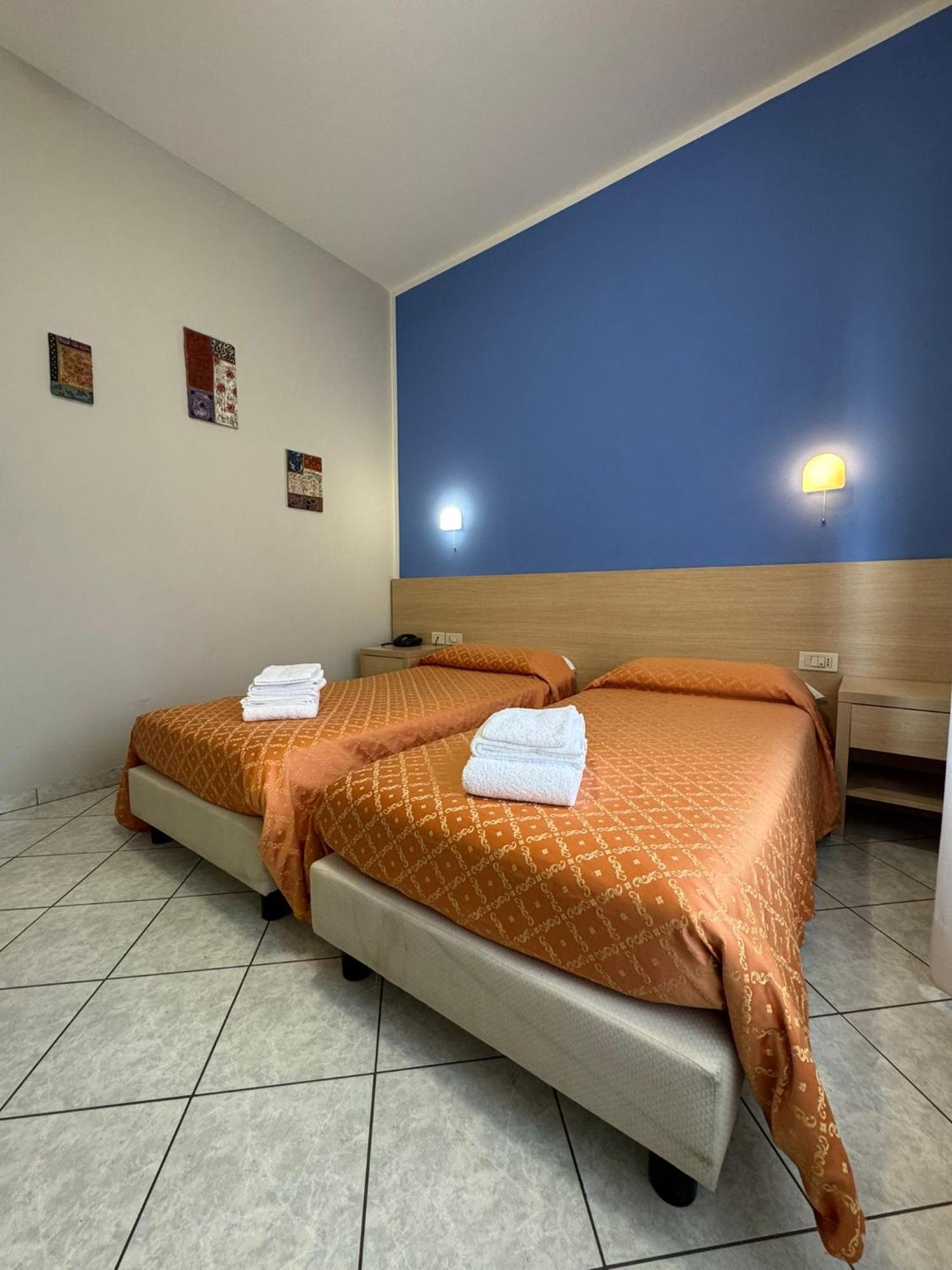 Albergo La Posta Arezzo Badia Al Pino ภายนอก รูปภาพ