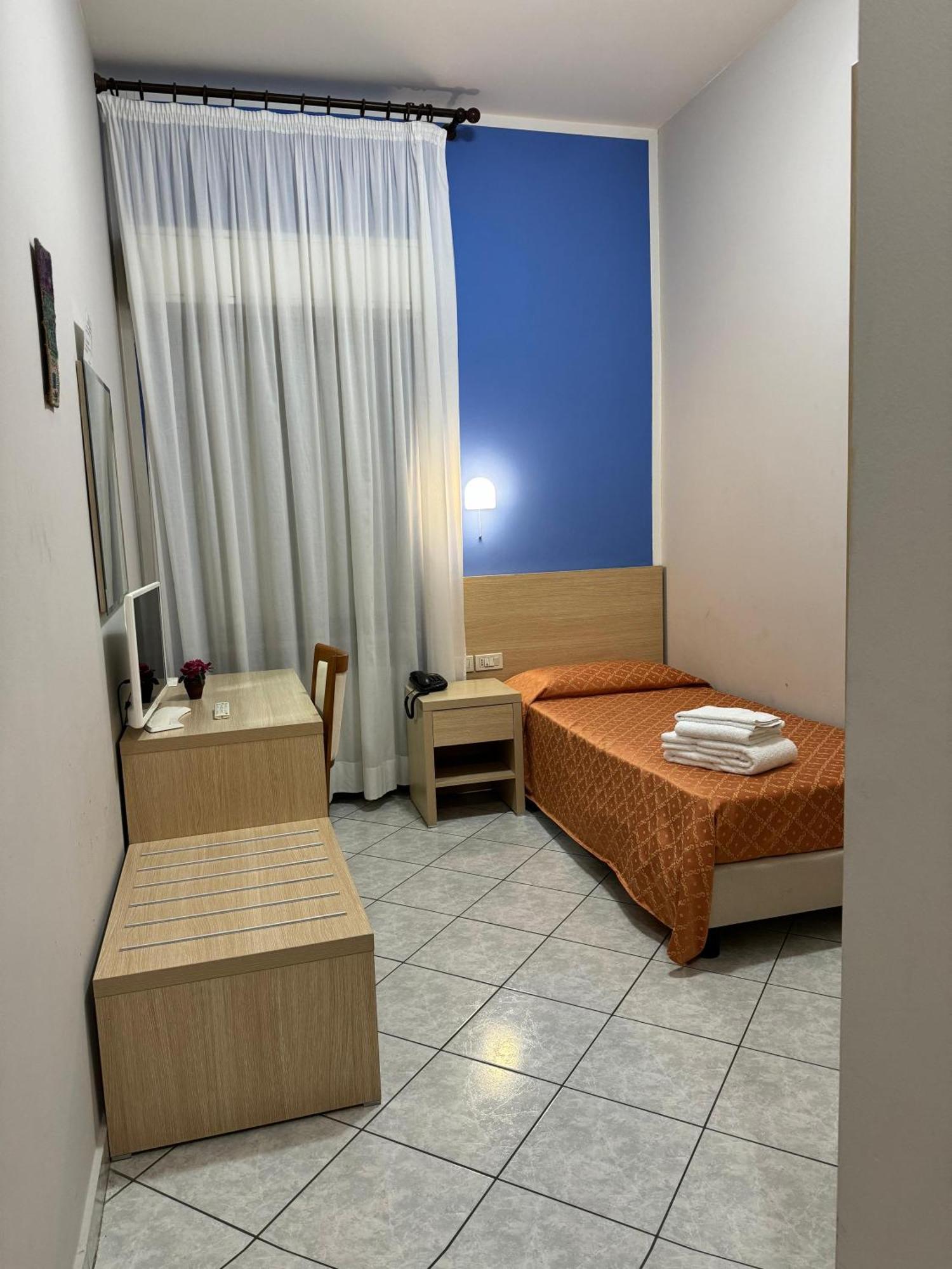 Albergo La Posta Arezzo Badia Al Pino ภายนอก รูปภาพ