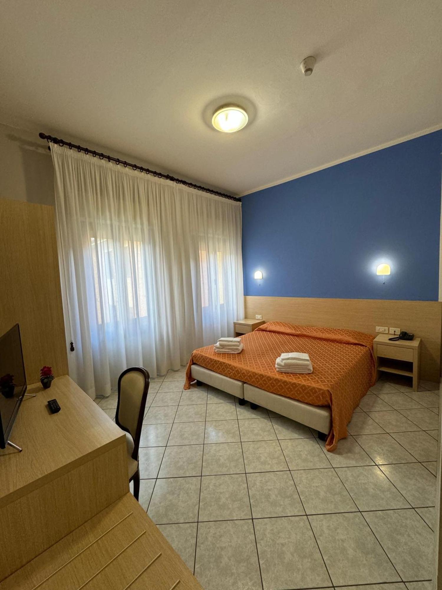 Albergo La Posta Arezzo Badia Al Pino ภายนอก รูปภาพ