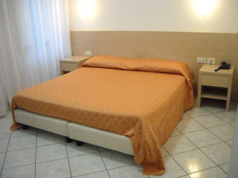 Albergo La Posta Arezzo Badia Al Pino ภายนอก รูปภาพ
