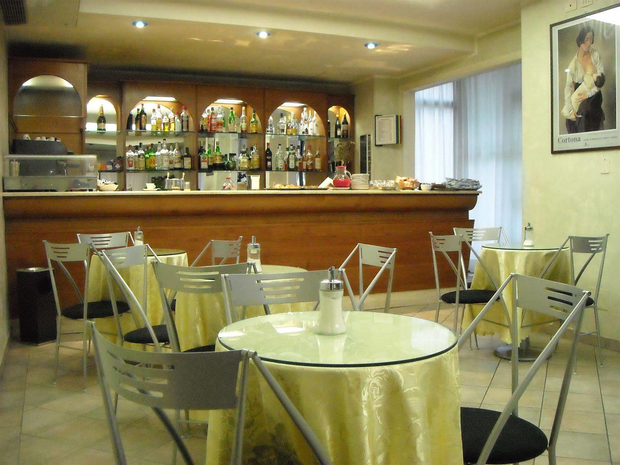Albergo La Posta Arezzo Badia Al Pino ภายนอก รูปภาพ